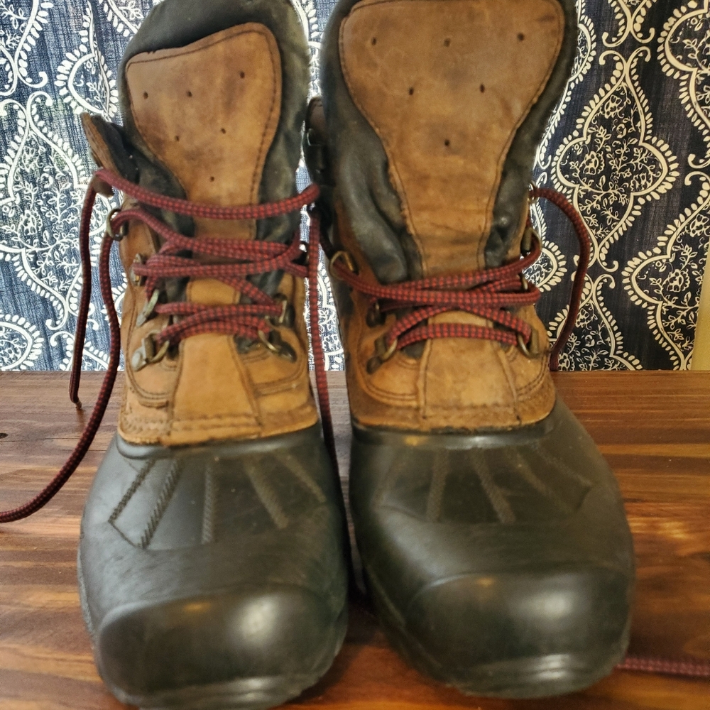 Sorel women's hiking boots size 6
